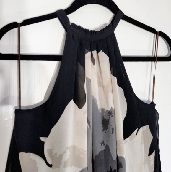 4/$20 Wilster Black and Gray Large Floral Print Halter Neck Mini Dress Small - Picture 3 of 8
